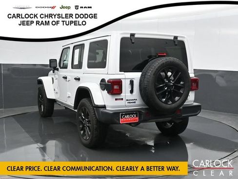 Used 2025 Jeep Wrangler Unlimited Sahara w/ Safety Group AWD/4WD image 10