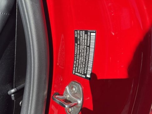 Used 2022 Porsche 911 Carrera image 9