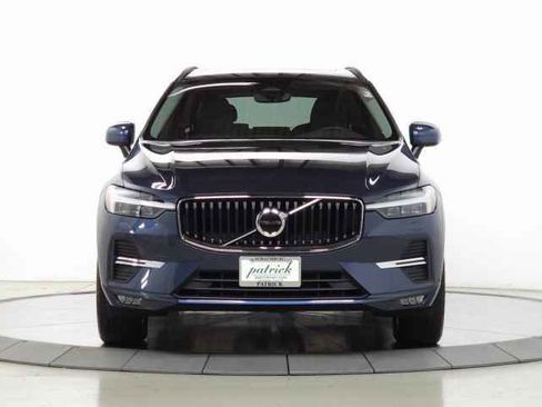 Certified 2023 Volvo XC60 B5 Core image 2