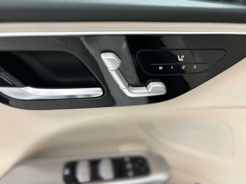 Used 2022 Mercedes-Benz C 300 4MATIC Sedan image 14