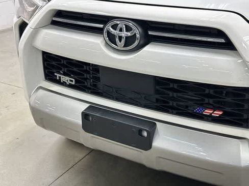 Used 2024 Toyota 4Runner TRD Off-Road AWD/4WD image 30