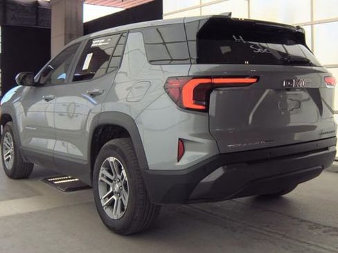 Used 2025 GMC Terrain Elevation image 8