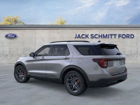 New 2026 Ford Explorer ST-Line w/ ST-Line Street Pack image 4