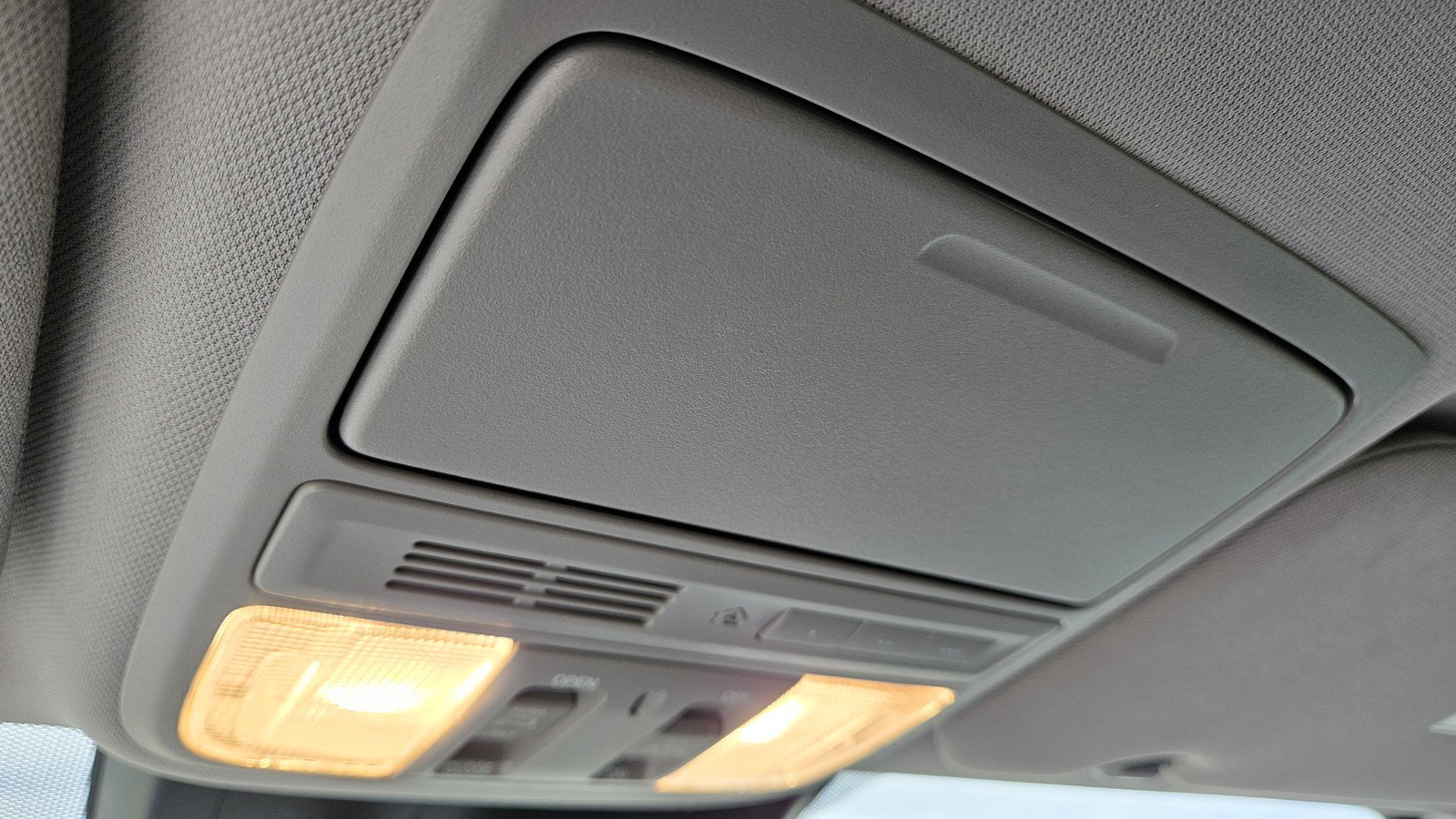 Used 2022 Honda CR-V Touring image 14