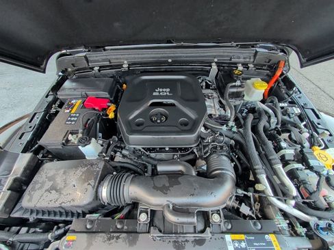 Used 2021 Jeep Wrangler Unlimited Sahara 4xe w/ Cold Weather Group image 10