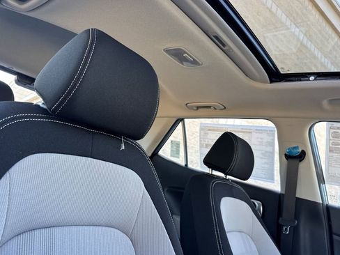 New 2026 Hyundai Venue SEL FWD image 14