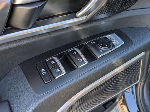 Used 2025 Kia Telluride S FWD image 13