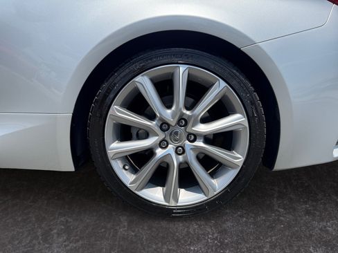 Used 2015 Lexus RC 350 w/ Luxury Package RWD image 14