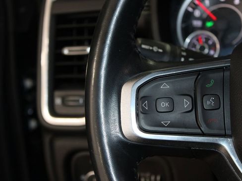 Used 2023 RAM 1500 Laramie AWD/4WD image 39