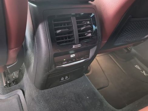 Used 2023 BMW X4 M40i w/ Premium Package image 24