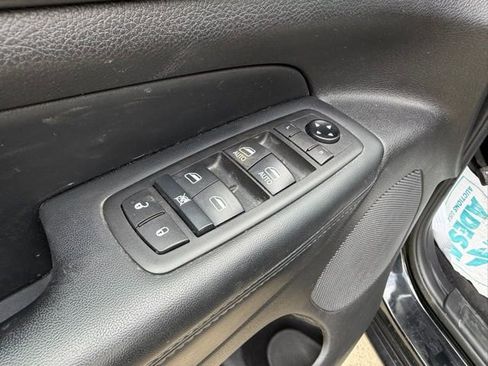 Used 2021 Jeep Grand Cherokee Altitude image 13