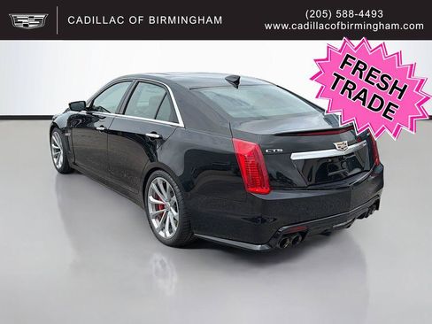 Used 2017 Cadillac CTS V w/ Luxury Package RWD image 7