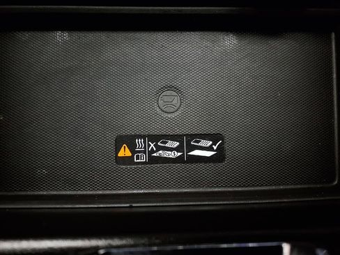 Used 2024 GMC Yukon XL Denali w/ Denali Reserve Package image 25