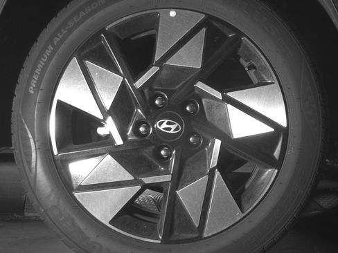 Used 2025 Hyundai Kona SEL image 15