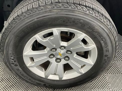 Used 2021 Chevrolet Colorado LT AWD/4WD image 29