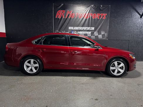 Used 2015 Volkswagen Passat 1.8T SE FWD image 6