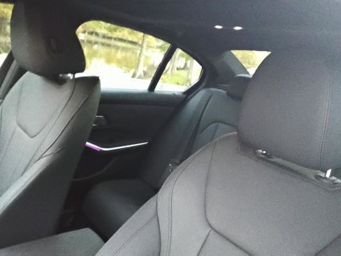 Used 2021 BMW 330i Sedan w/ Convenience Package image 18