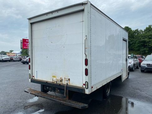 Used 2012 Mercedes-Benz Sprinter 3500 image 5