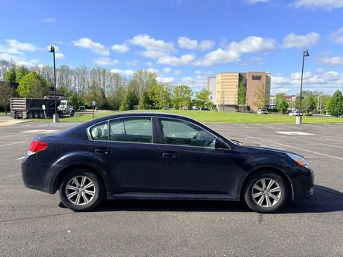 Used 2012 Subaru Legacy 2.5i w/ Alloy Wheel Pkg AWD/4WD image 6