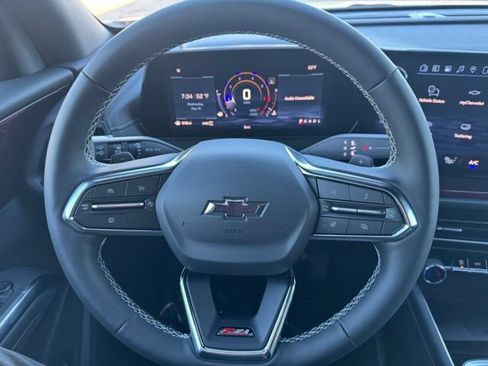 New 2026 Chevrolet Traverse Z71 w/ Driver Confidence Package AWD/4WD image 26