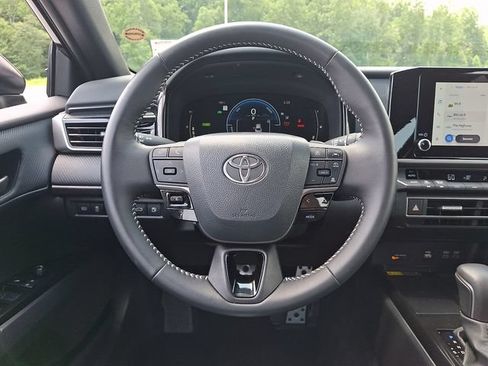 Used 2026 Toyota Camry SE w/ Convenience Package FWD image 19