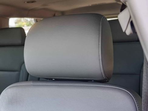 Used 2019 Chevrolet Suburban LT w/ LT Signature Package image 28