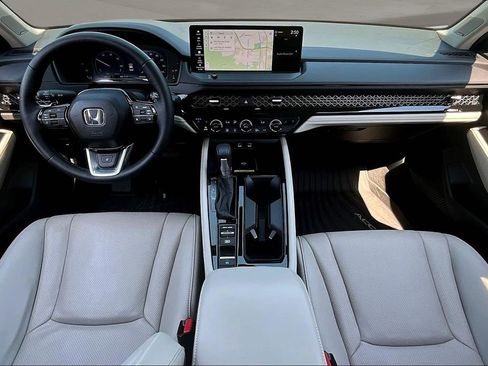 Certified 2025 Honda Accord Touring image 7