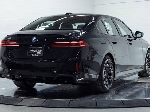 New 2026 BMW i5 eDrive40 image 13