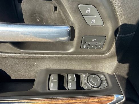 Used 2023 Chevrolet Silverado 3500 High Country w/ LPO, Hitch Package AWD/4WD image 17