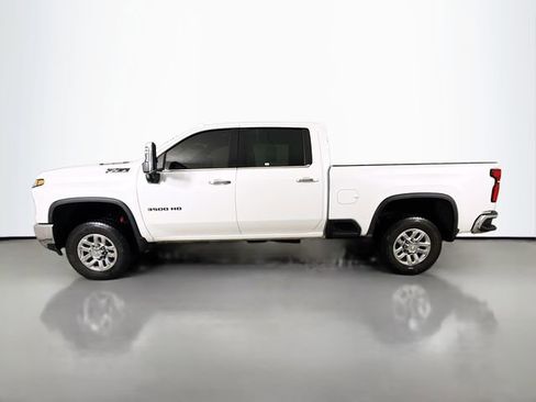 Used 2024 Chevrolet Silverado 3500 LTZ w/ LTZ Premium Package image 4