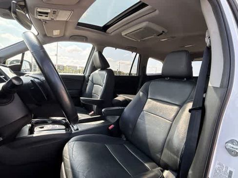 Used 2021 Honda Pilot Touring image 21