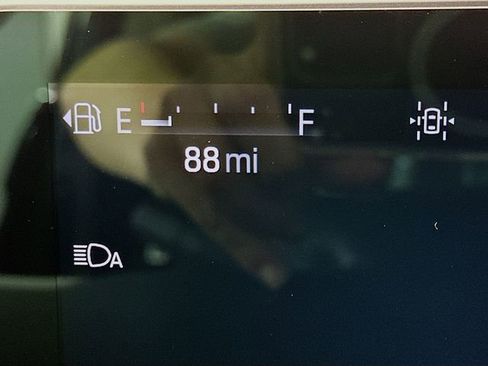 New 2025 Ford Expedition Active image 12