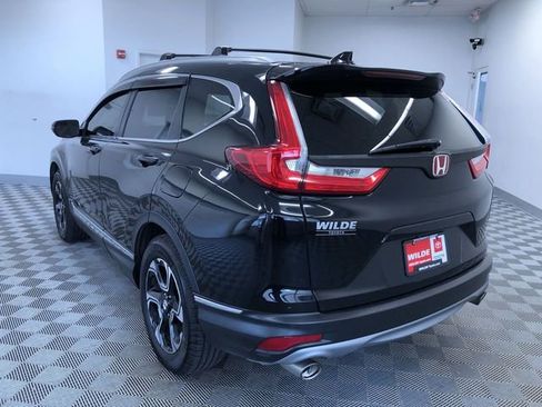 Used 2018 Honda CR-V Touring image 12
