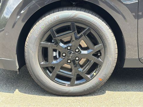 New 2026 Kia Carnival SX Prestige FWD image 17
