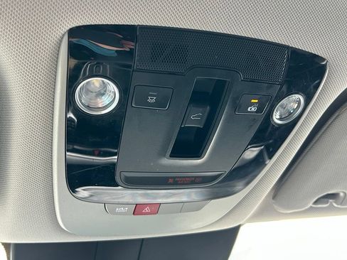 Used 2024 Kia Sorento S w/ Panoramic Sunroof Package FWD image 39