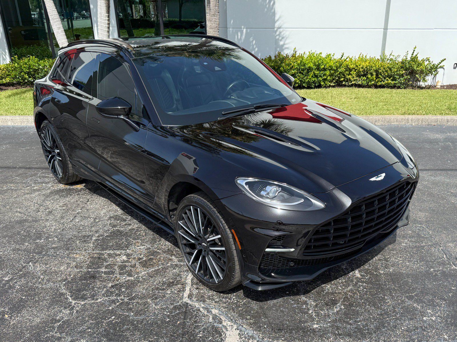 Used 2023 Aston Martin DBX 707 AWD/4WD image 5