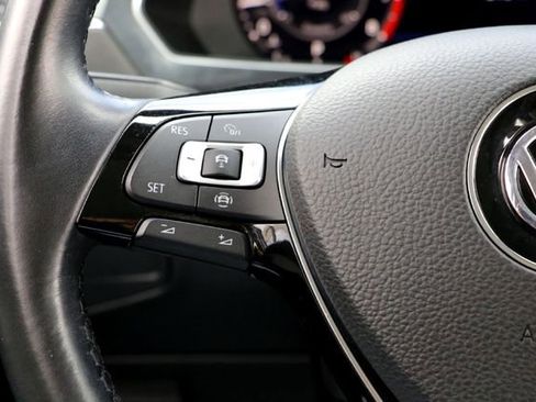 Used 2019 Volkswagen Tiguan SEL image 14