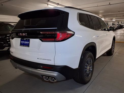New 2026 GMC Acadia Elevation image 8