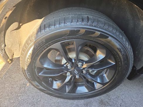 Used 2023 Dodge Durango GT image 3