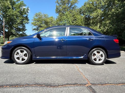 Used 2012 Toyota Corolla S FWD image 2
