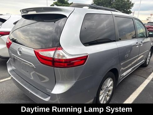 Used 2015 Toyota Sienna Limited Premium AWD/4WD image 6