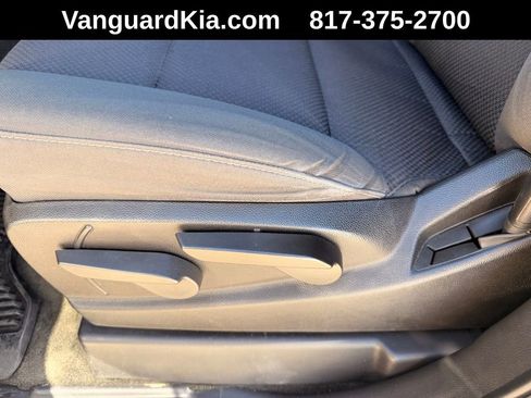 Used 2016 Chevrolet Silverado 1500 LT image 13