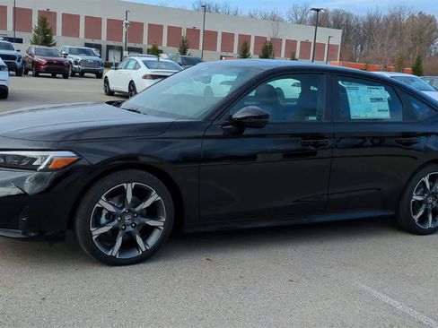 New 2026 Honda Civic Sport Touring image 4