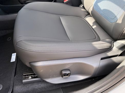 New 2026 Volvo EX30 Plus image 18