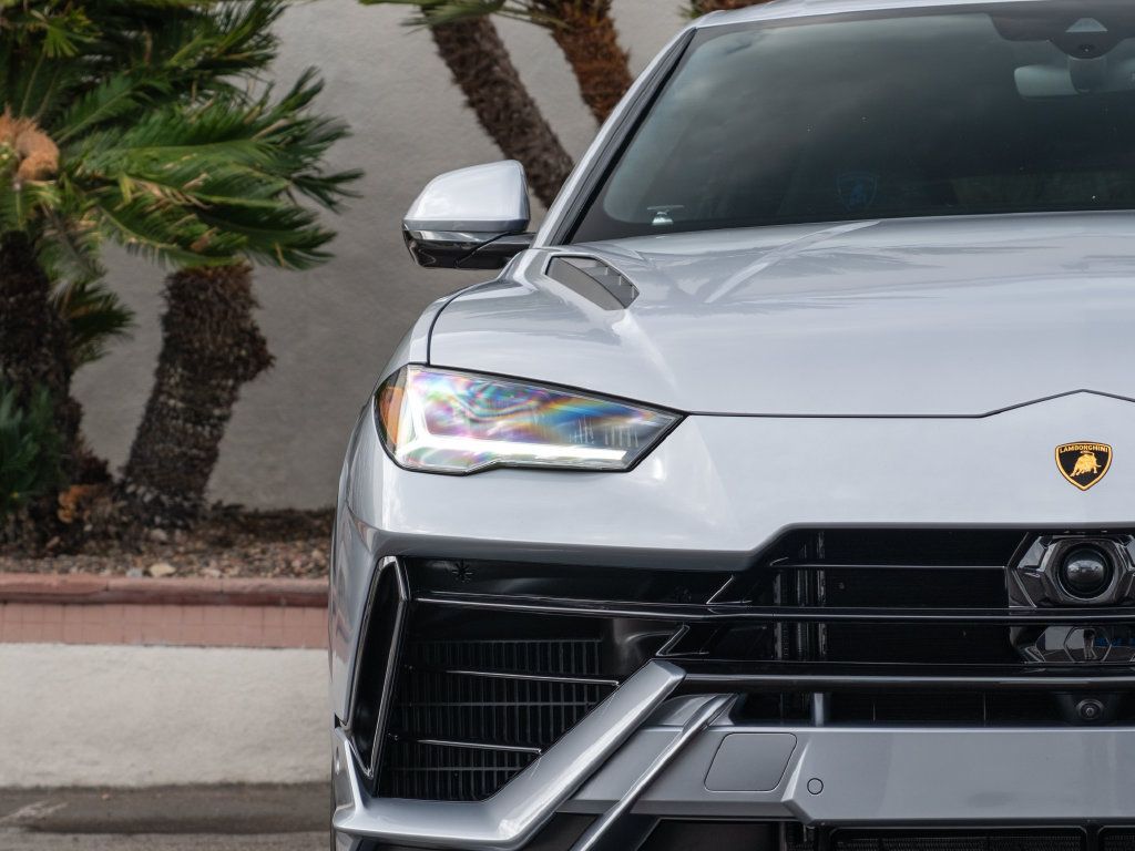 Used 2024 Lamborghini Urus S AWD/4WD image 32
