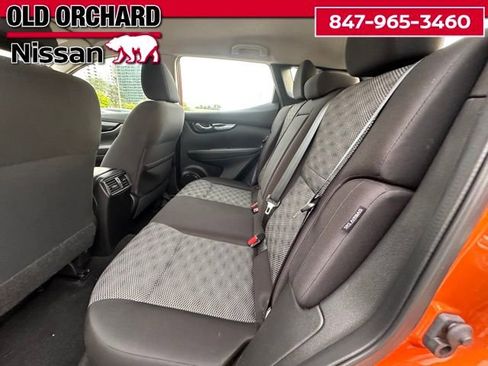 Used 2022 Nissan Rogue Sport SV image 14