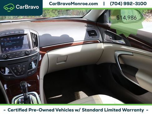 Certified 2017 Buick Regal Premium w/ Driver Confidence Package #1 FWD image 21