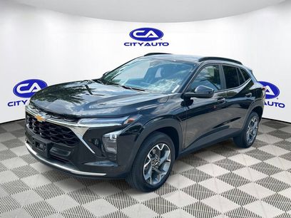 Used 2025 Chevrolet Trax LT w/ LT Convenience Package
