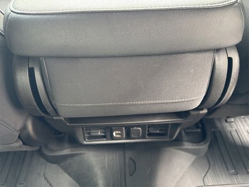 Used 2019 GMC Sierra 1500 Elevation w/ Elevation Value Package image 32