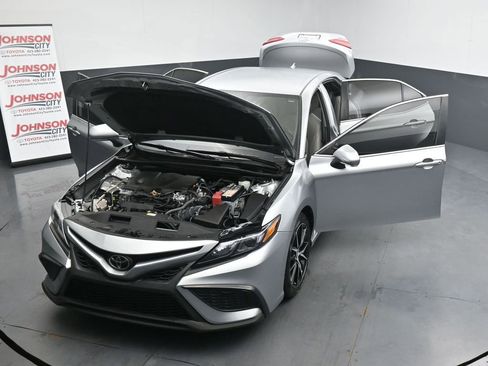 Used 2023 Toyota Camry SE image 43